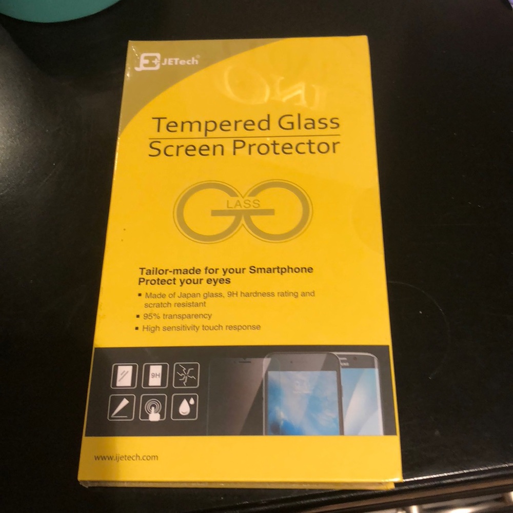 BRAND NEW Tempered Glass Protector